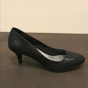 Fioni Black Heels